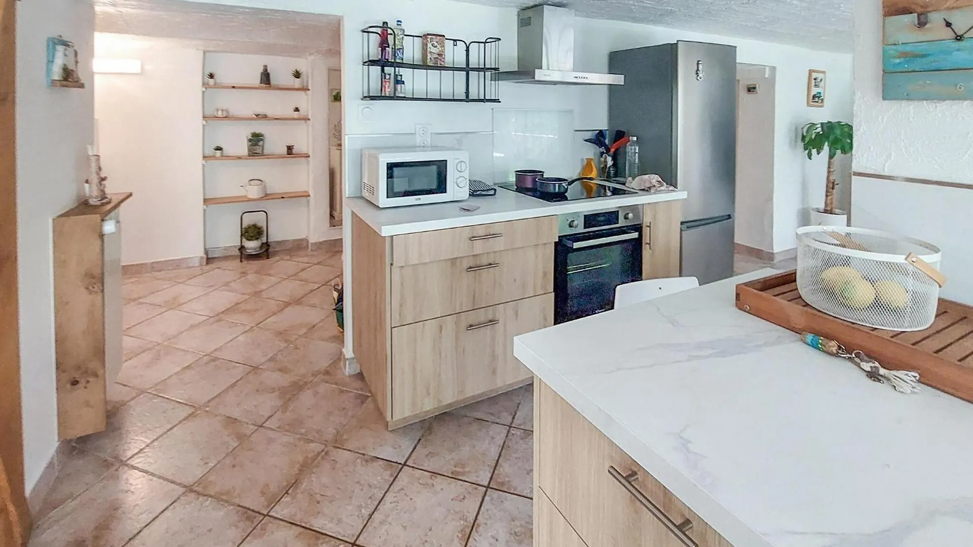 Cozy Apartment In Toulon With Kitchen Frankreich